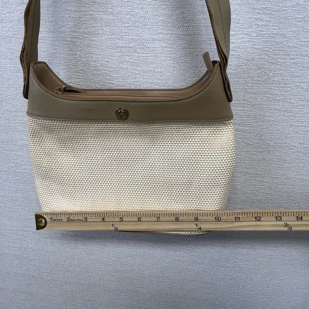 Etienne Aigner‎ Vintage Woven Bag Purse Faux Leather Trim 10x7x3.5